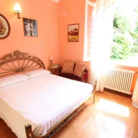 Letizia Villa